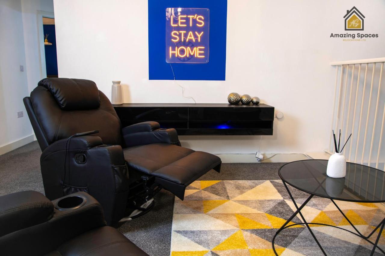 Large Unique 2 Bedroom Duplex Apartment With Private Parking & Free Wifi - Vat Qualifying By Amazing Spaces Relocations Ltd Уоррингтон Экстерьер фото