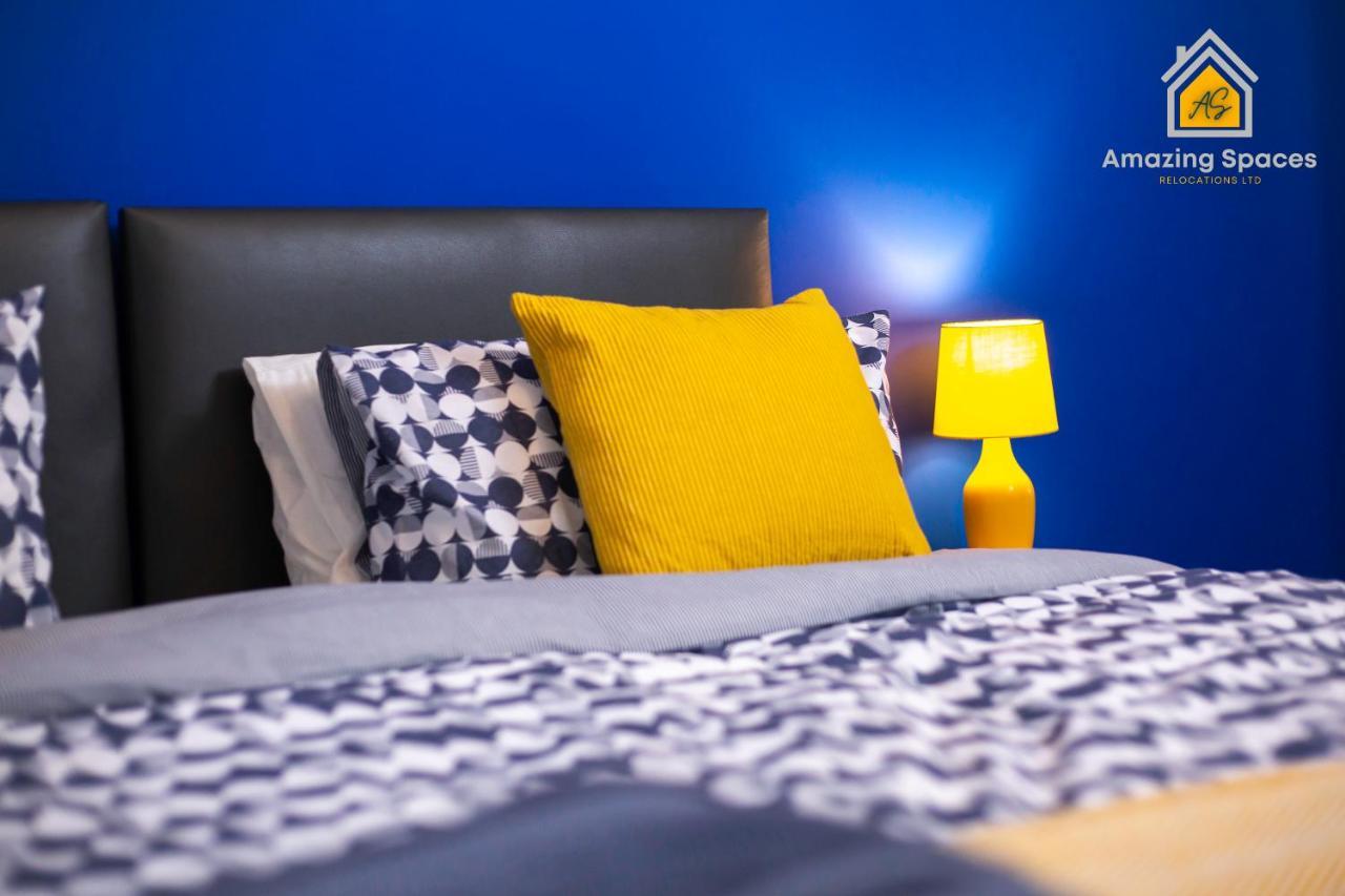 Large Unique 2 Bedroom Duplex Apartment With Private Parking & Free Wifi - Vat Qualifying By Amazing Spaces Relocations Ltd Уоррингтон Экстерьер фото
