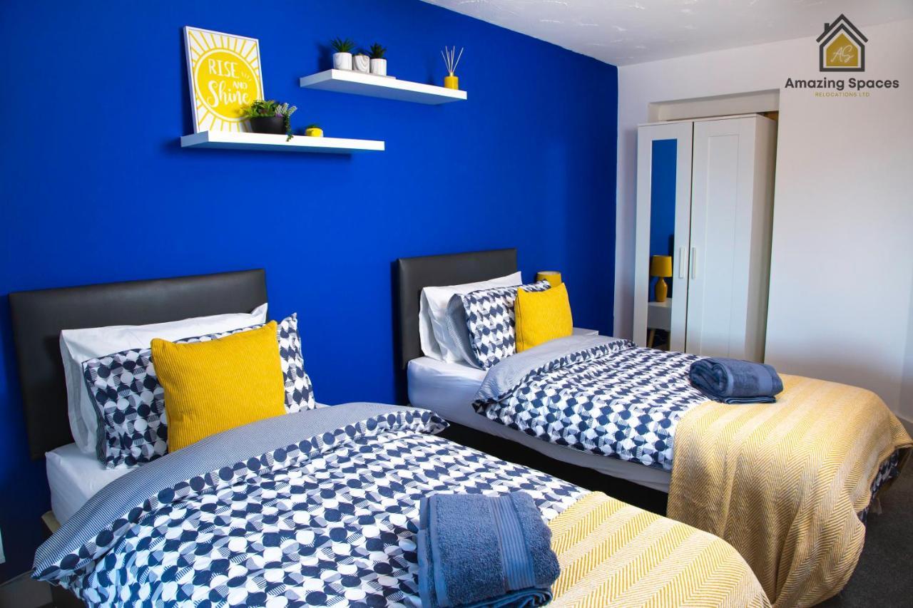 Large Unique 2 Bedroom Duplex Apartment With Private Parking & Free Wifi - Vat Qualifying By Amazing Spaces Relocations Ltd Уоррингтон Экстерьер фото