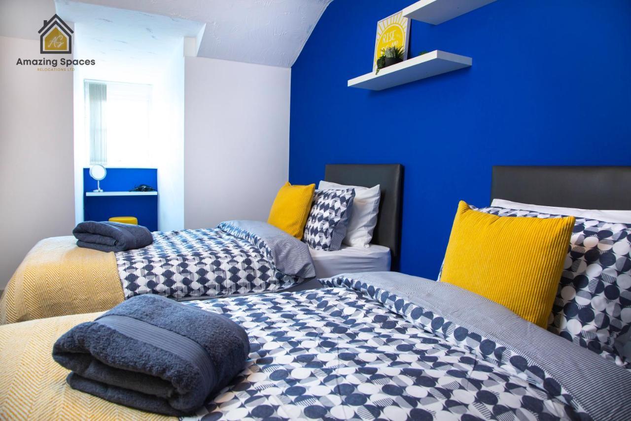 Large Unique 2 Bedroom Duplex Apartment With Private Parking & Free Wifi - Vat Qualifying By Amazing Spaces Relocations Ltd Уоррингтон Экстерьер фото